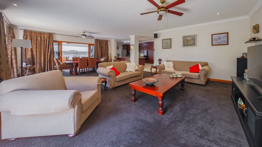 4 Bedroom Property for Sale in Heritage Hill Gauteng