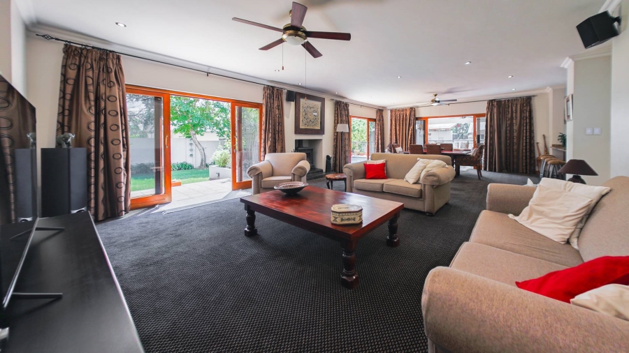 4 Bedroom Property for Sale in Heritage Hill Gauteng