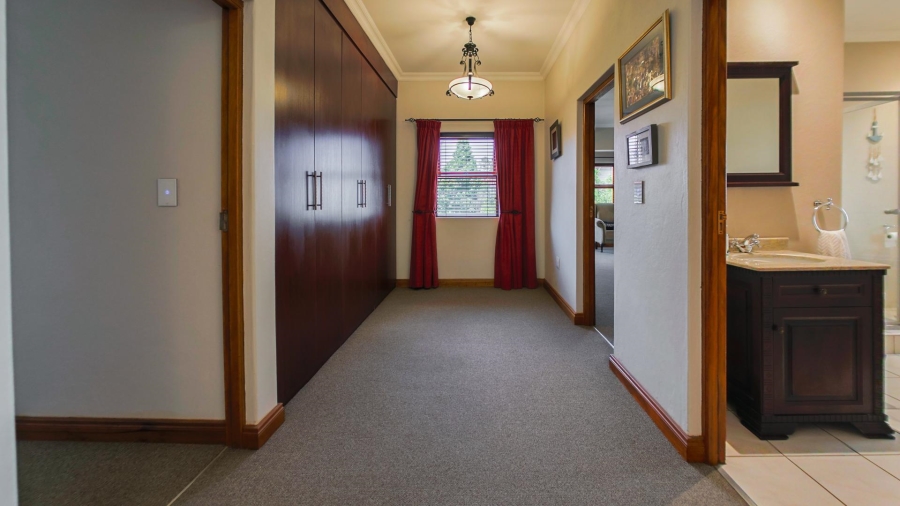 4 Bedroom Property for Sale in Heritage Hill Gauteng