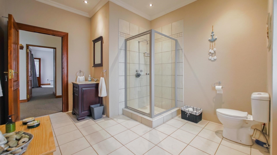 4 Bedroom Property for Sale in Heritage Hill Gauteng