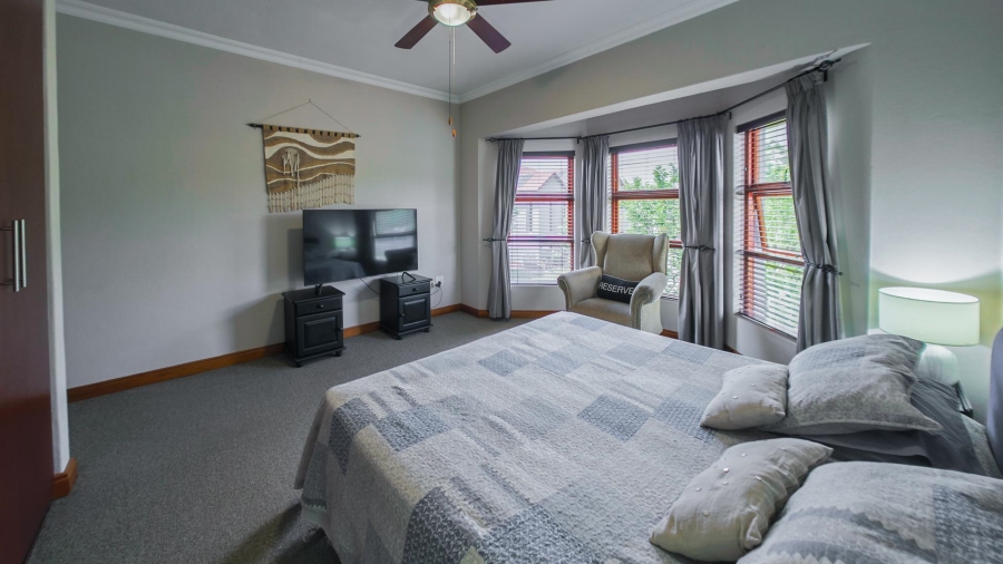 4 Bedroom Property for Sale in Heritage Hill Gauteng