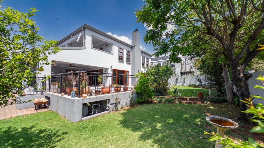 4 Bedroom Property for Sale in Heritage Hill Gauteng