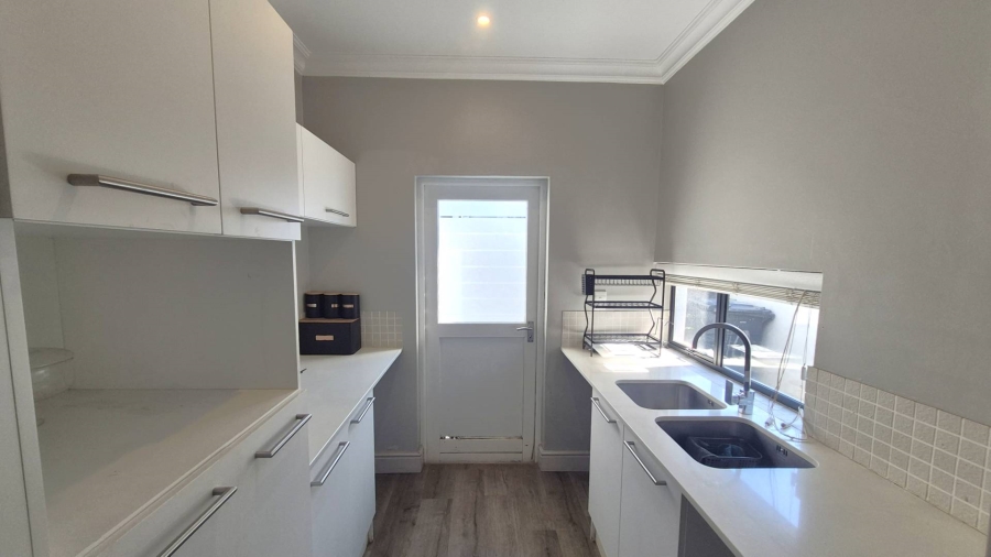3 Bedroom Property for Sale in Broadacres Gauteng