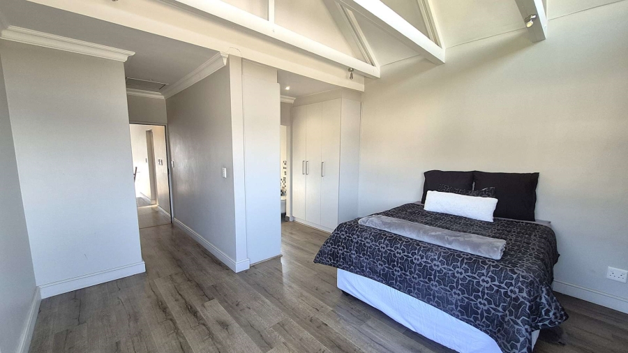 3 Bedroom Property for Sale in Broadacres Gauteng