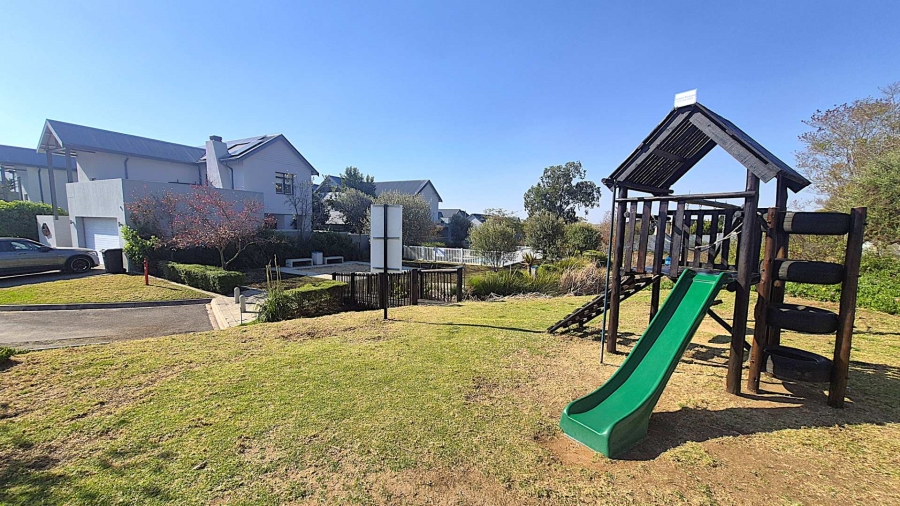 3 Bedroom Property for Sale in Broadacres Gauteng