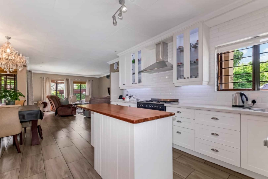 3 Bedroom Property for Sale in Beverley Gauteng