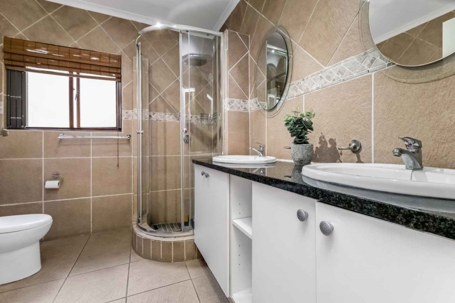 3 Bedroom Property for Sale in Beverley Gauteng