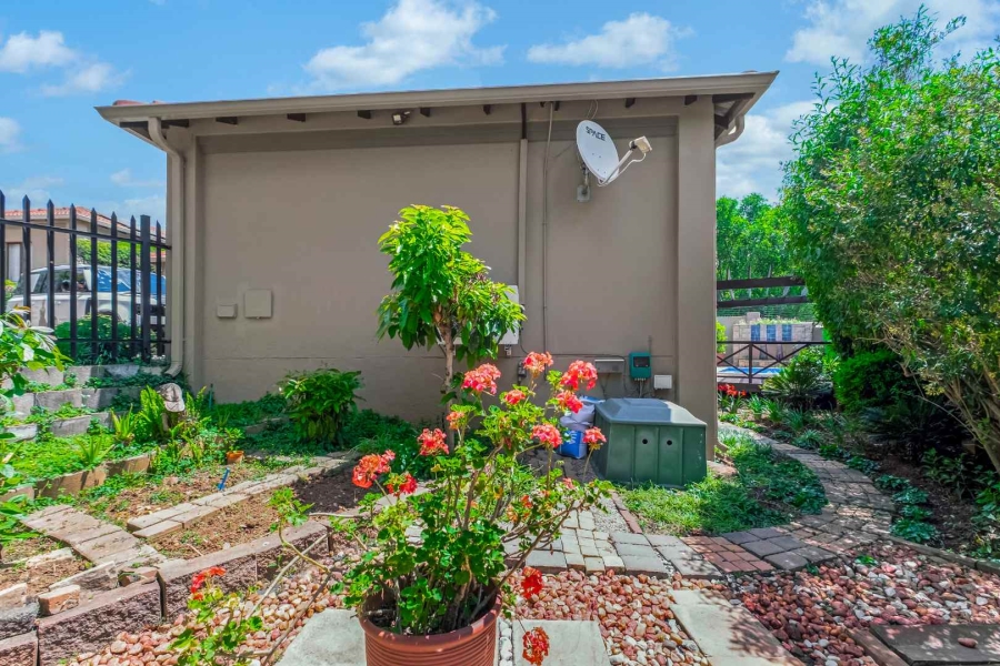 3 Bedroom Property for Sale in Beverley Gauteng