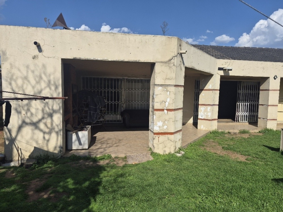 4 Bedroom Property for Sale in Beyerspark Gauteng