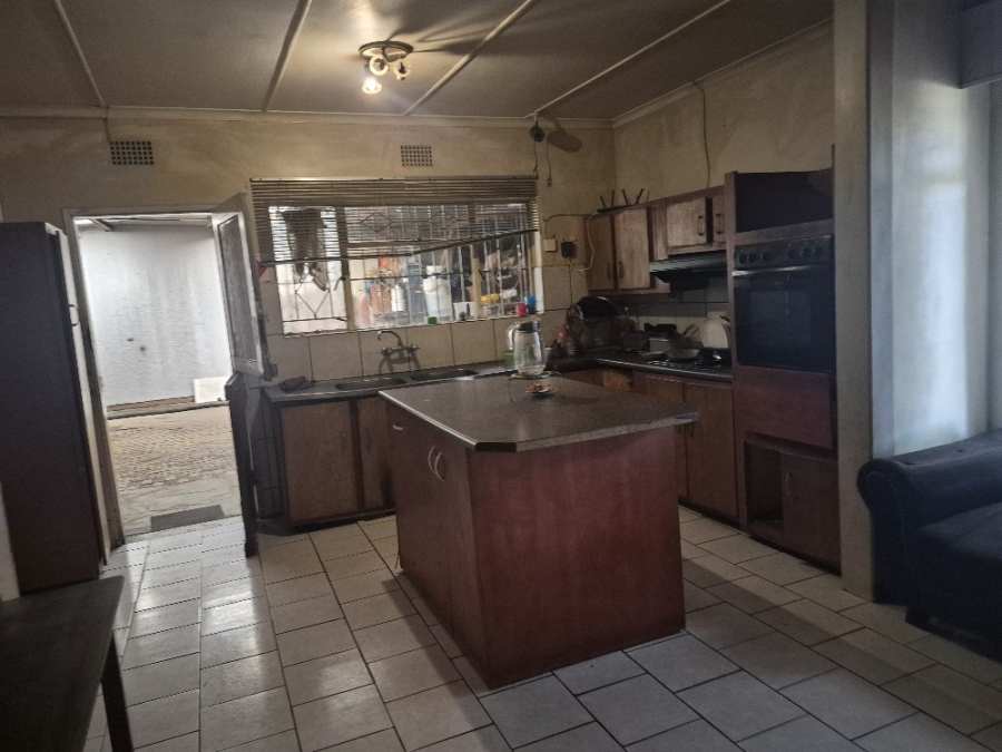 4 Bedroom Property for Sale in Beyerspark Gauteng