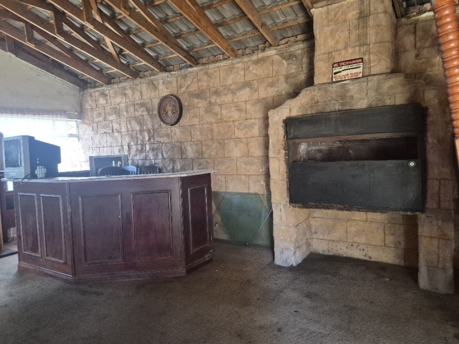 4 Bedroom Property for Sale in Beyerspark Gauteng
