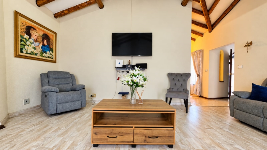 6 Bedroom Property for Sale in Randhart Gauteng