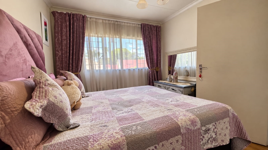 6 Bedroom Property for Sale in Randhart Gauteng