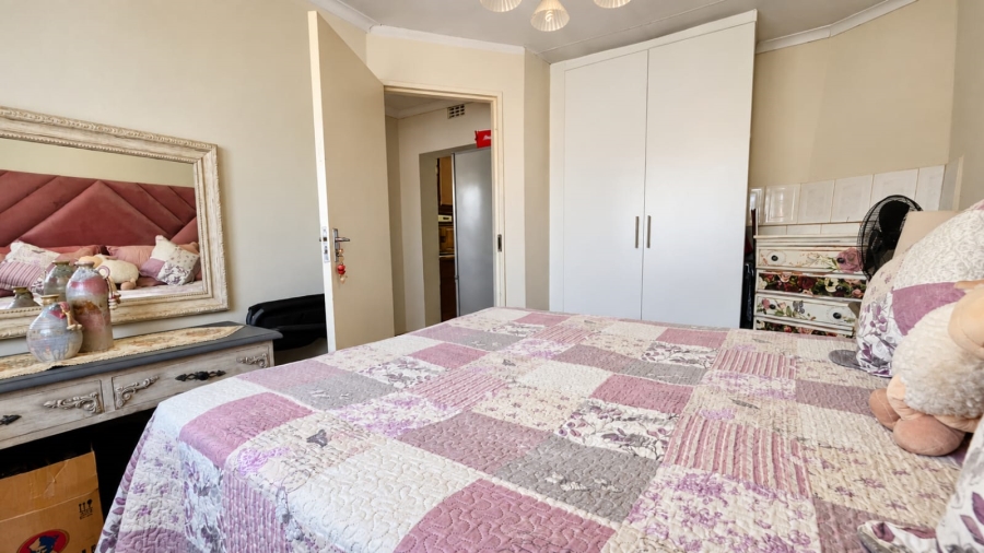 6 Bedroom Property for Sale in Randhart Gauteng