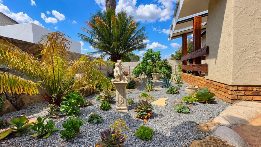 6 Bedroom Property for Sale in Randhart Gauteng