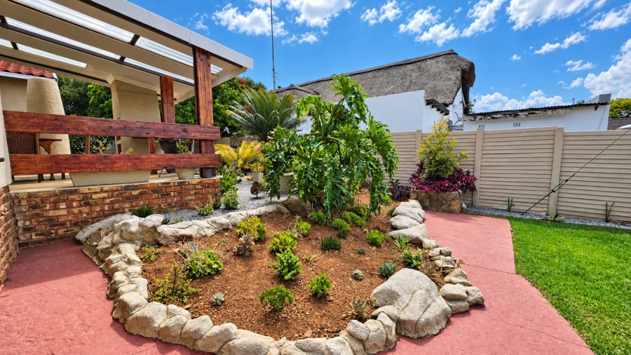 6 Bedroom Property for Sale in Randhart Gauteng