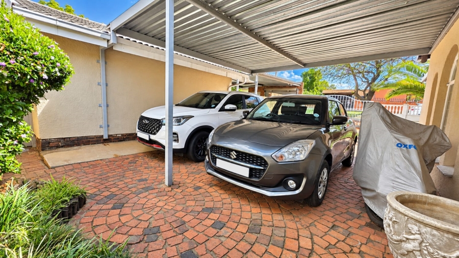6 Bedroom Property for Sale in Randhart Gauteng
