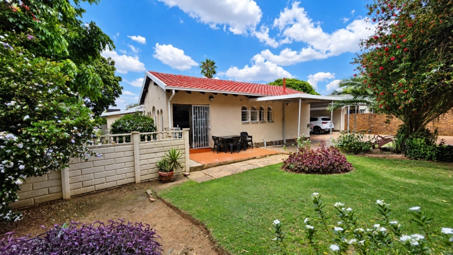 6 Bedroom Property for Sale in Randhart Gauteng