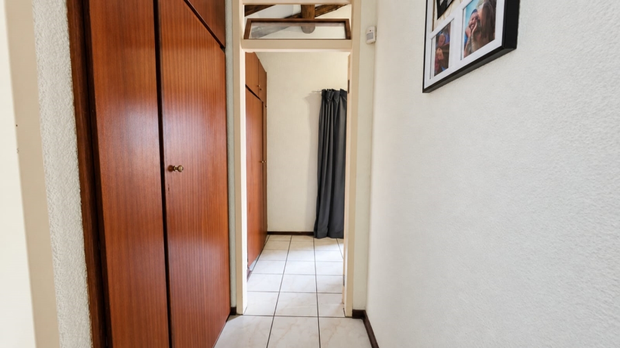 6 Bedroom Property for Sale in Randhart Gauteng