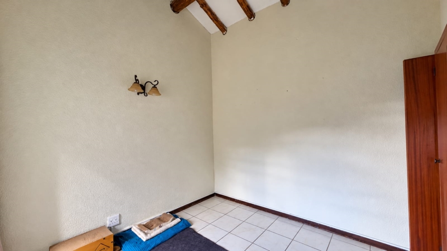 6 Bedroom Property for Sale in Randhart Gauteng