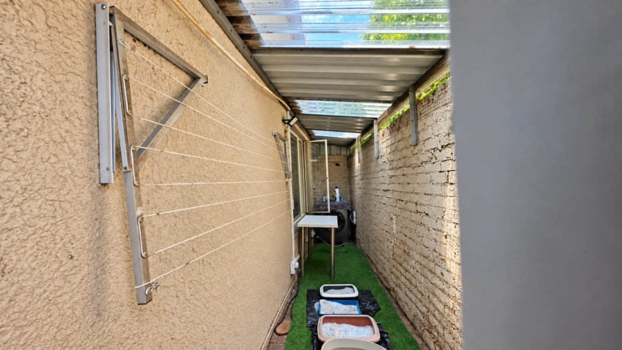 6 Bedroom Property for Sale in Randhart Gauteng