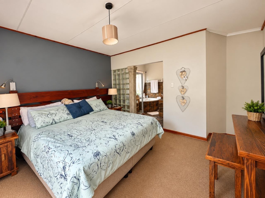 4 Bedroom Property for Sale in Garsfontein Gauteng