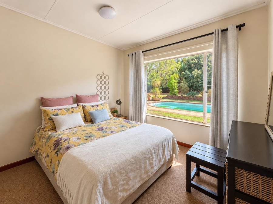 4 Bedroom Property for Sale in Garsfontein Gauteng