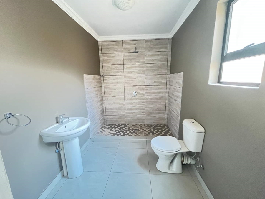 5 Bedroom Property for Sale in Roodepoort Gauteng