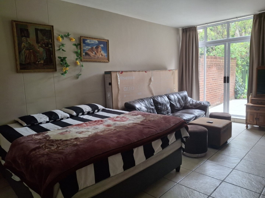2 Bedroom Property for Sale in Sandown Gauteng