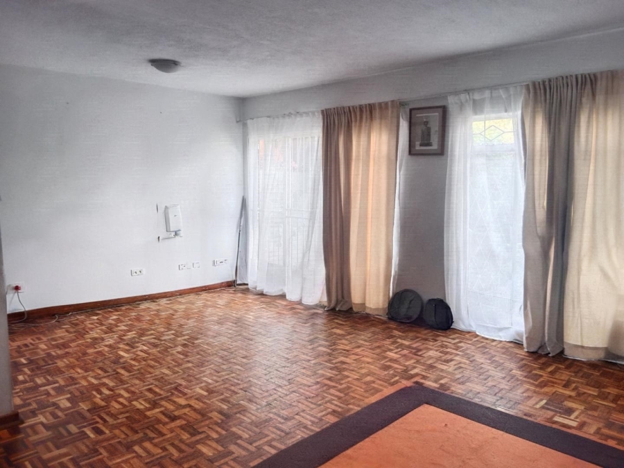 To Let 2 Bedroom Property for Rent in Lyndhurst Gauteng