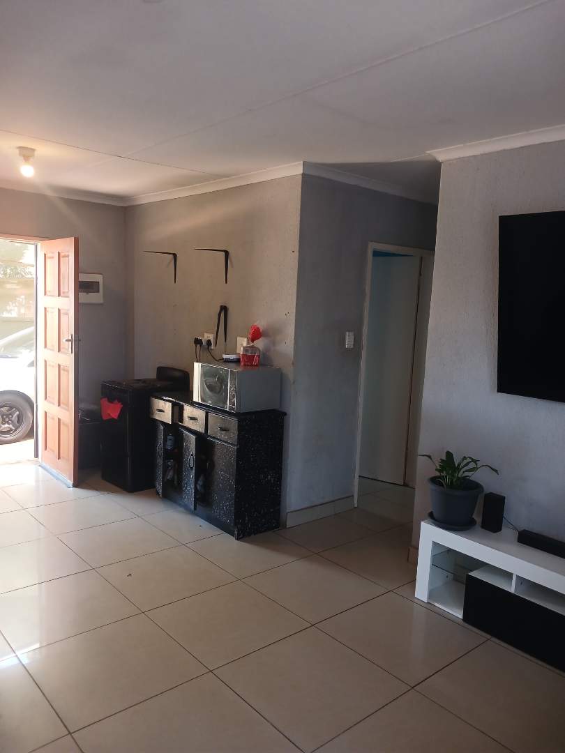 3 Bedroom Property for Sale in Akasia Gauteng