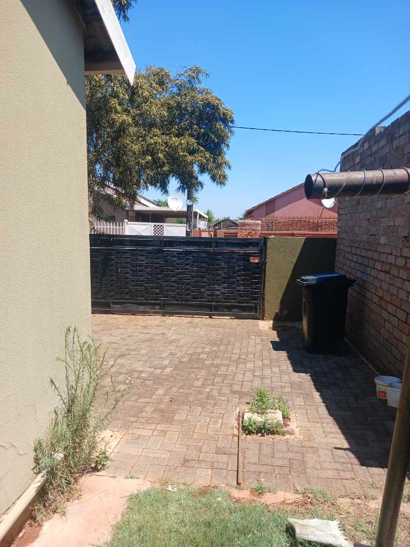 3 Bedroom Property for Sale in Akasia Gauteng