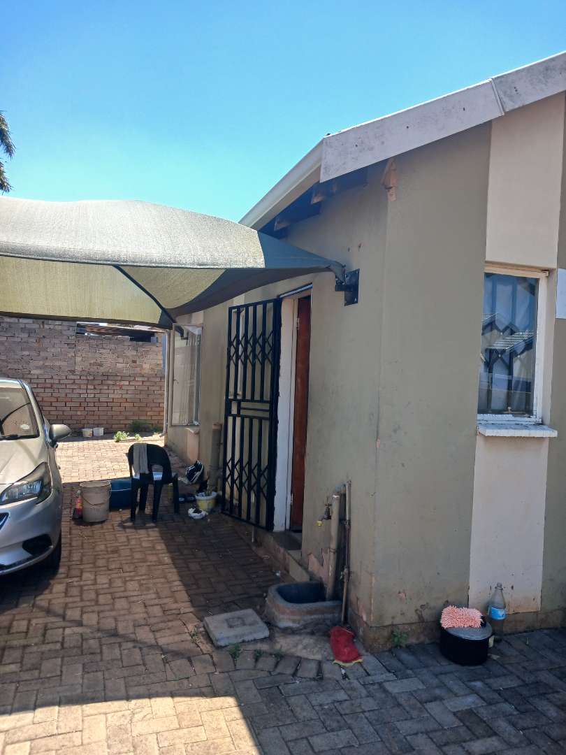 3 Bedroom Property for Sale in Akasia Gauteng
