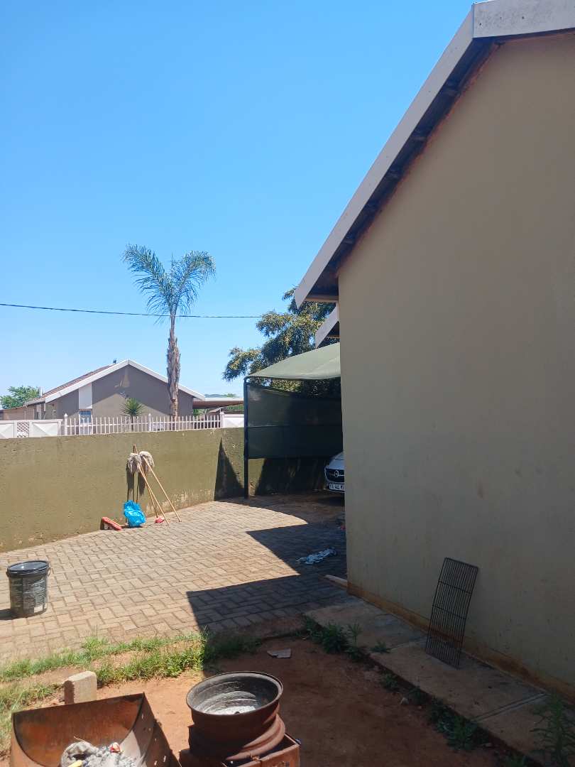 3 Bedroom Property for Sale in Akasia Gauteng
