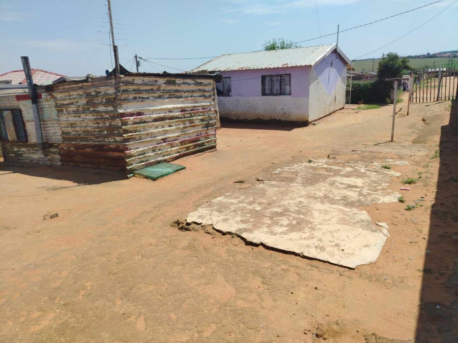 1 Bedroom Property for Sale in Duduza Gauteng