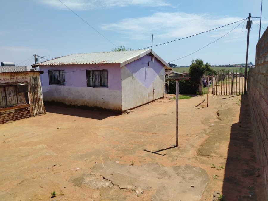 1 Bedroom Property for Sale in Duduza Gauteng