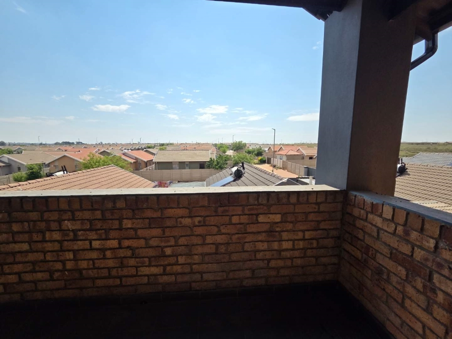 2 Bedroom Property for Sale in Sky City Gauteng