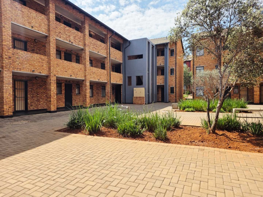 2 Bedroom Property for Sale in Sky City Gauteng