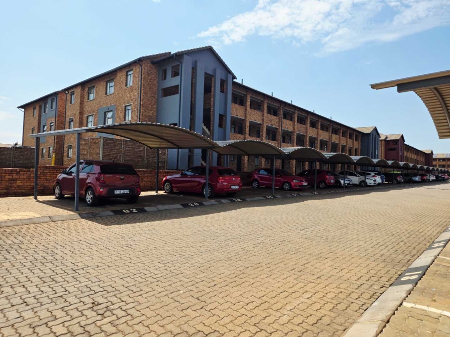 2 Bedroom Property for Sale in Sky City Gauteng