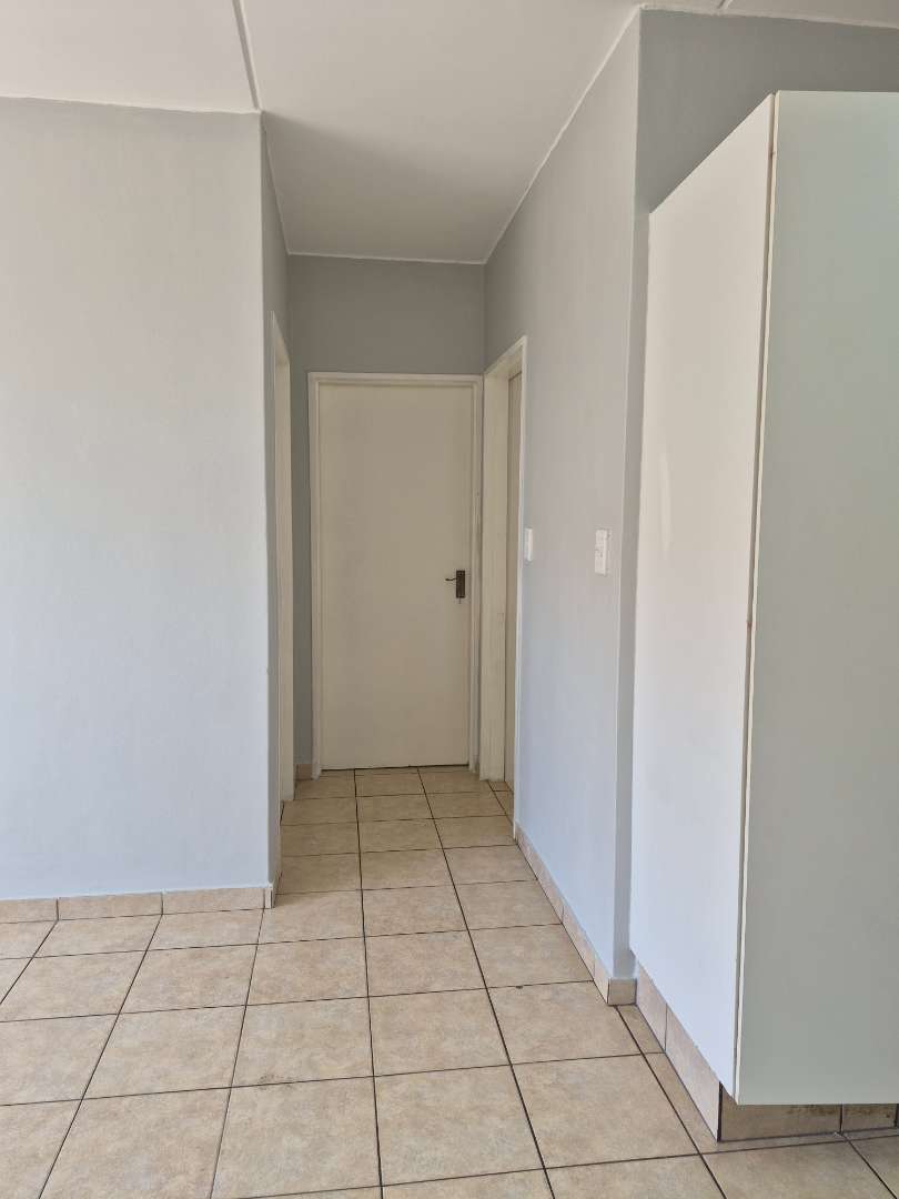 2 Bedroom Property for Sale in Edenvale Gauteng
