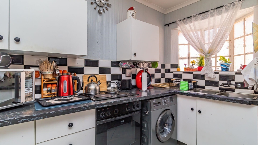 2 Bedroom Property for Sale in Norkem Park Gauteng