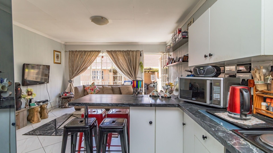 2 Bedroom Property for Sale in Norkem Park Gauteng