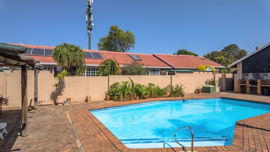 2 Bedroom Property for Sale in Norkem Park Gauteng