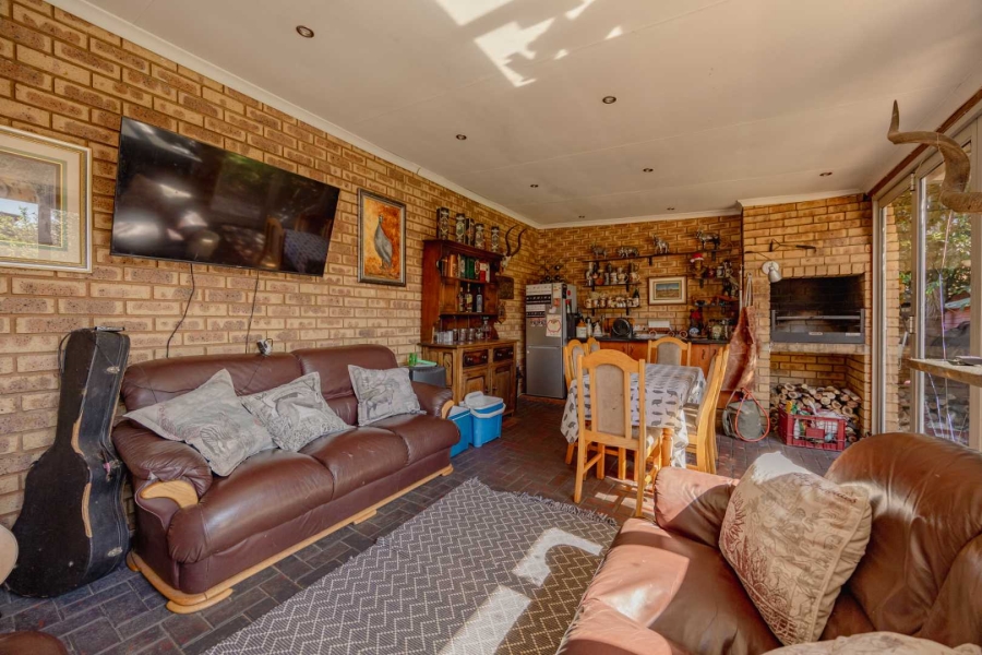 3 Bedroom Property for Sale in Moreleta Park Gauteng