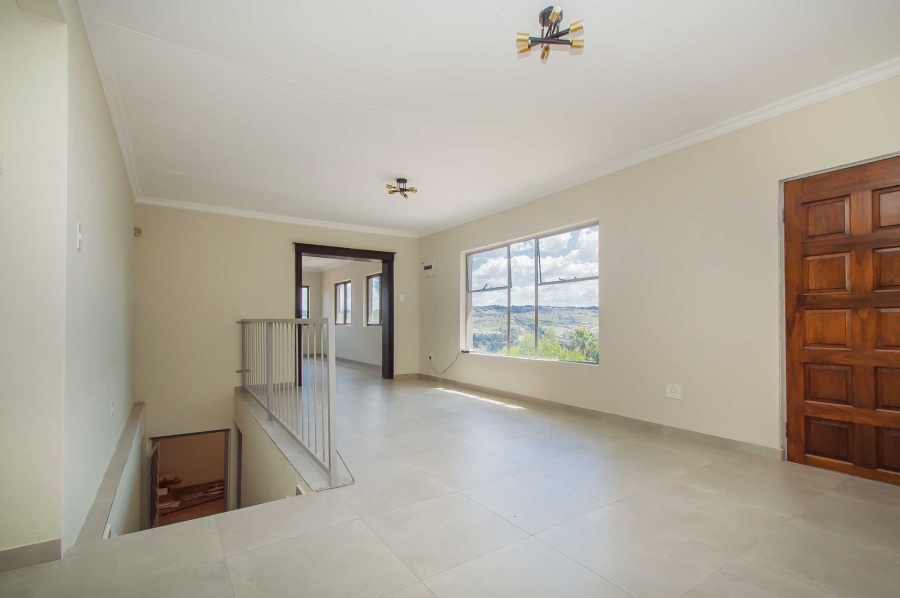 3 Bedroom Property for Sale in Roodekrans Gauteng
