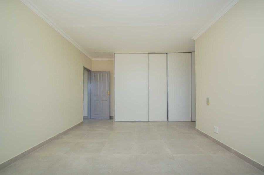 3 Bedroom Property for Sale in Roodekrans Gauteng