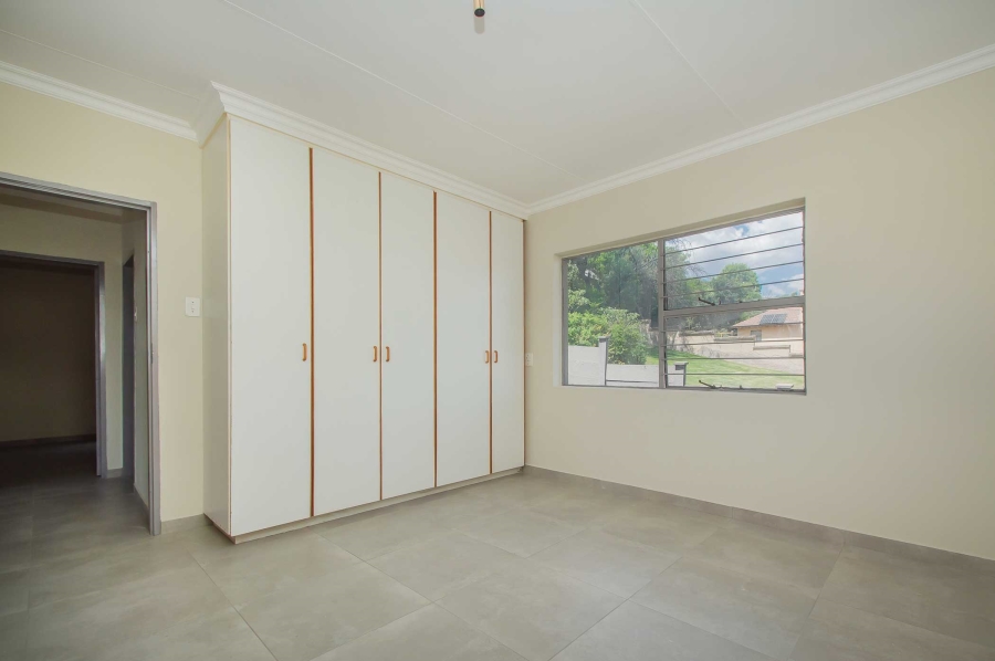 3 Bedroom Property for Sale in Roodekrans Gauteng