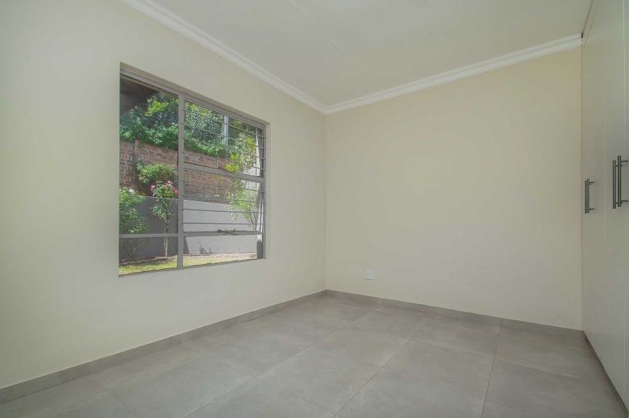 3 Bedroom Property for Sale in Roodekrans Gauteng