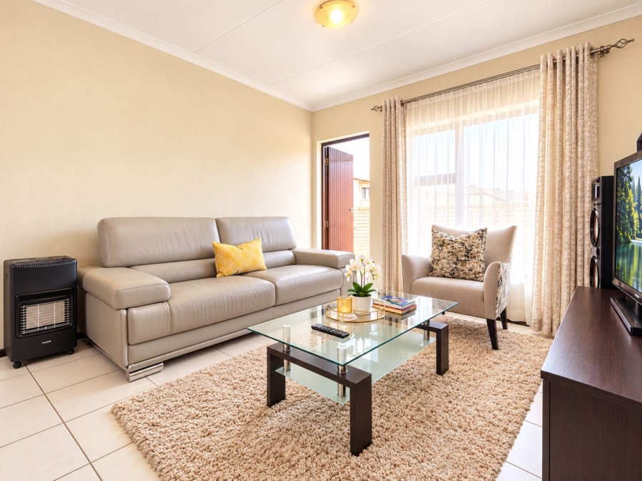 2 Bedroom Property for Sale in Honeypark Gauteng