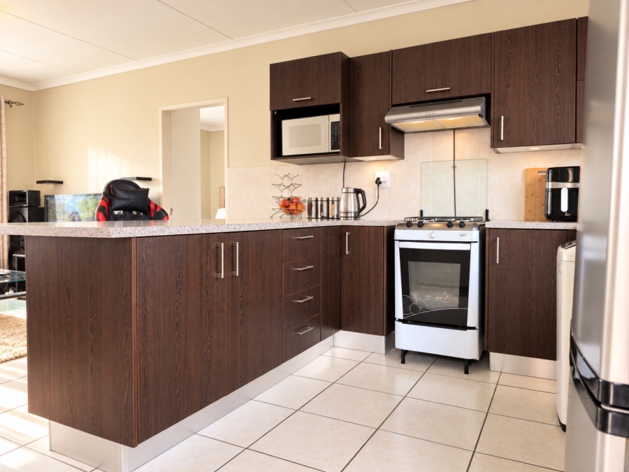 2 Bedroom Property for Sale in Honeypark Gauteng